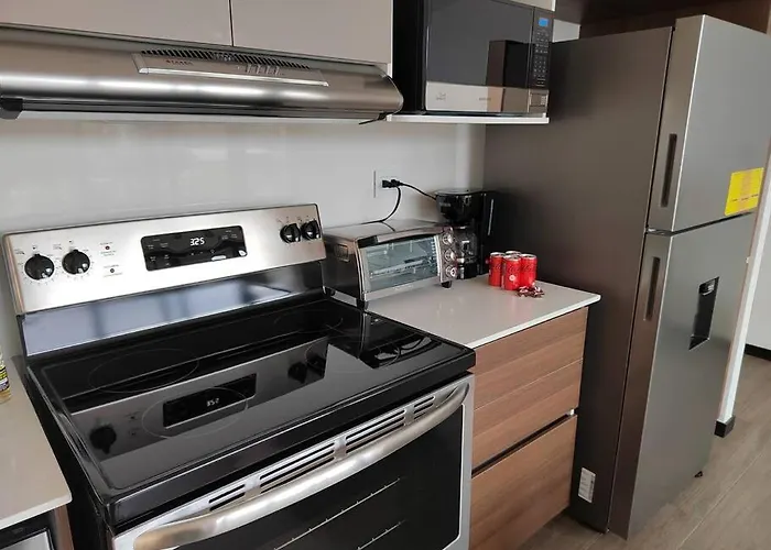Hermoso Apartamento Nuevo En Zona 10!