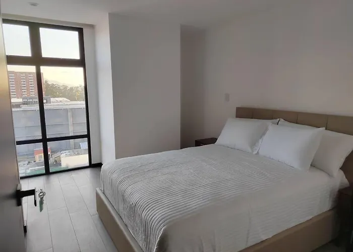 Hermoso Apartamento Nuevo En Zona 10!